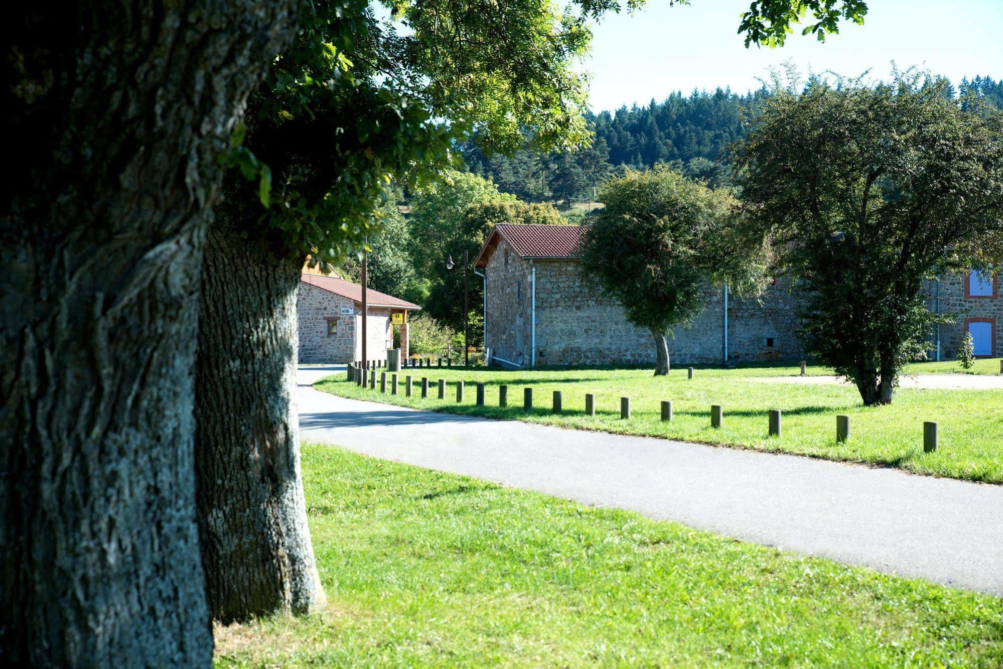 Domaine De La Plagnette Hotel Les Salles Exterior foto